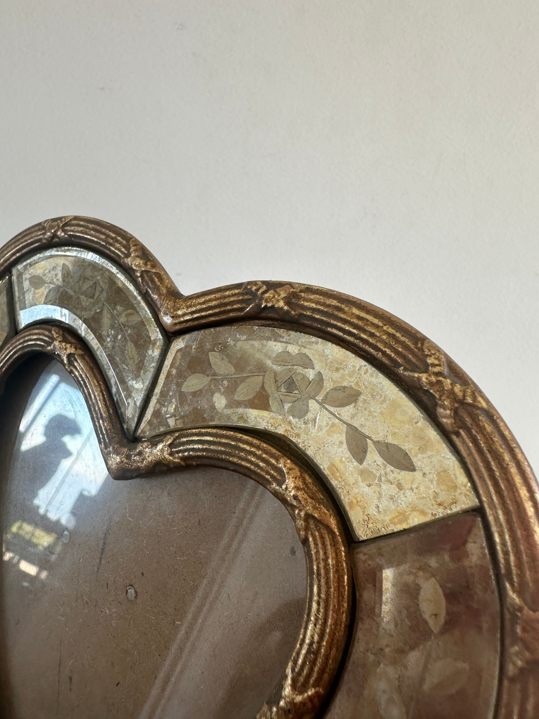 Cadre à poser forme de coeur facettes miroir biseauté