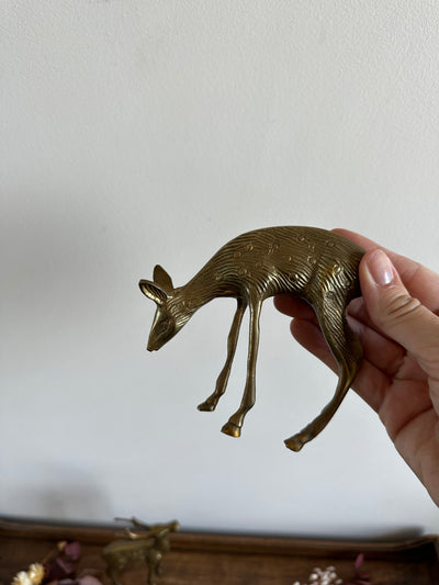 Cerf et biche statuettes en laiton