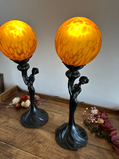 Lampes style Art Nouveau globes orangés