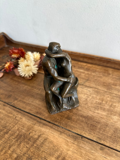 Statue en bronze le baiser de Rodin