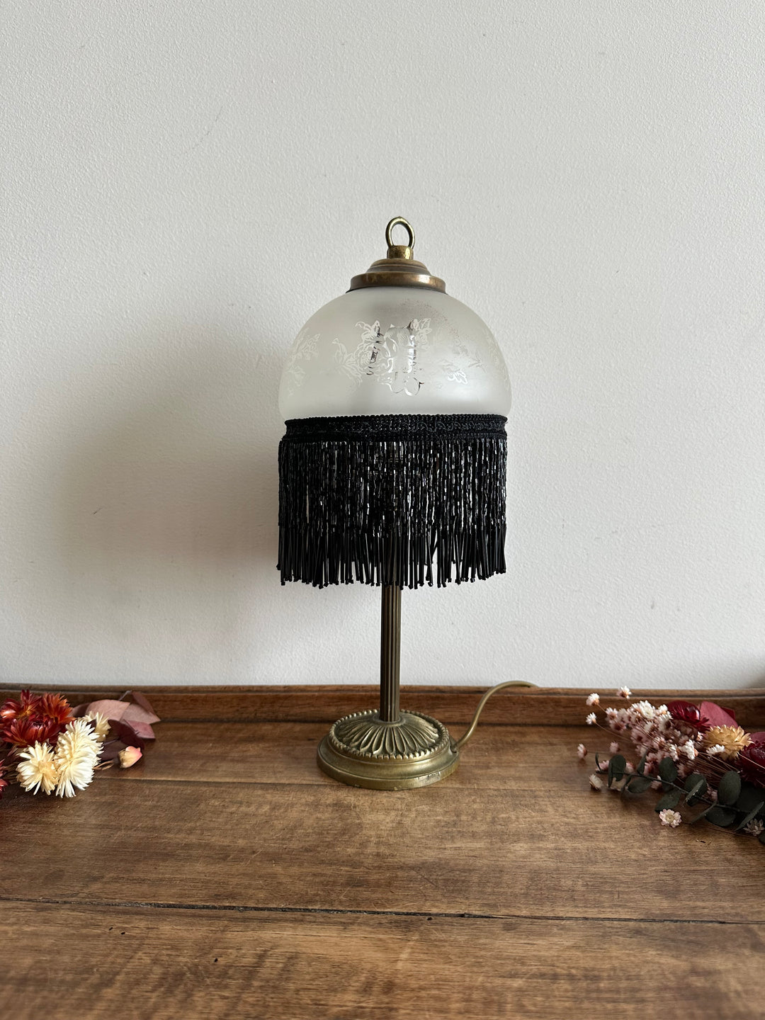 Lampe de chevet frange rideau de perles noires