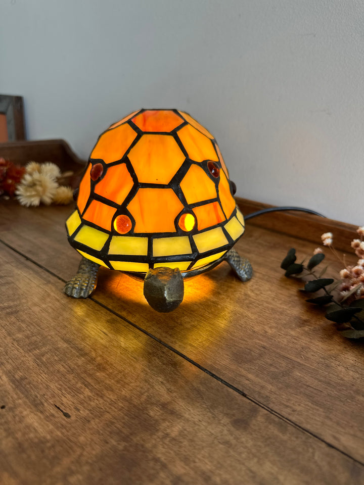 Lampe en forme de tortue pâte de verre colorée style tiffany