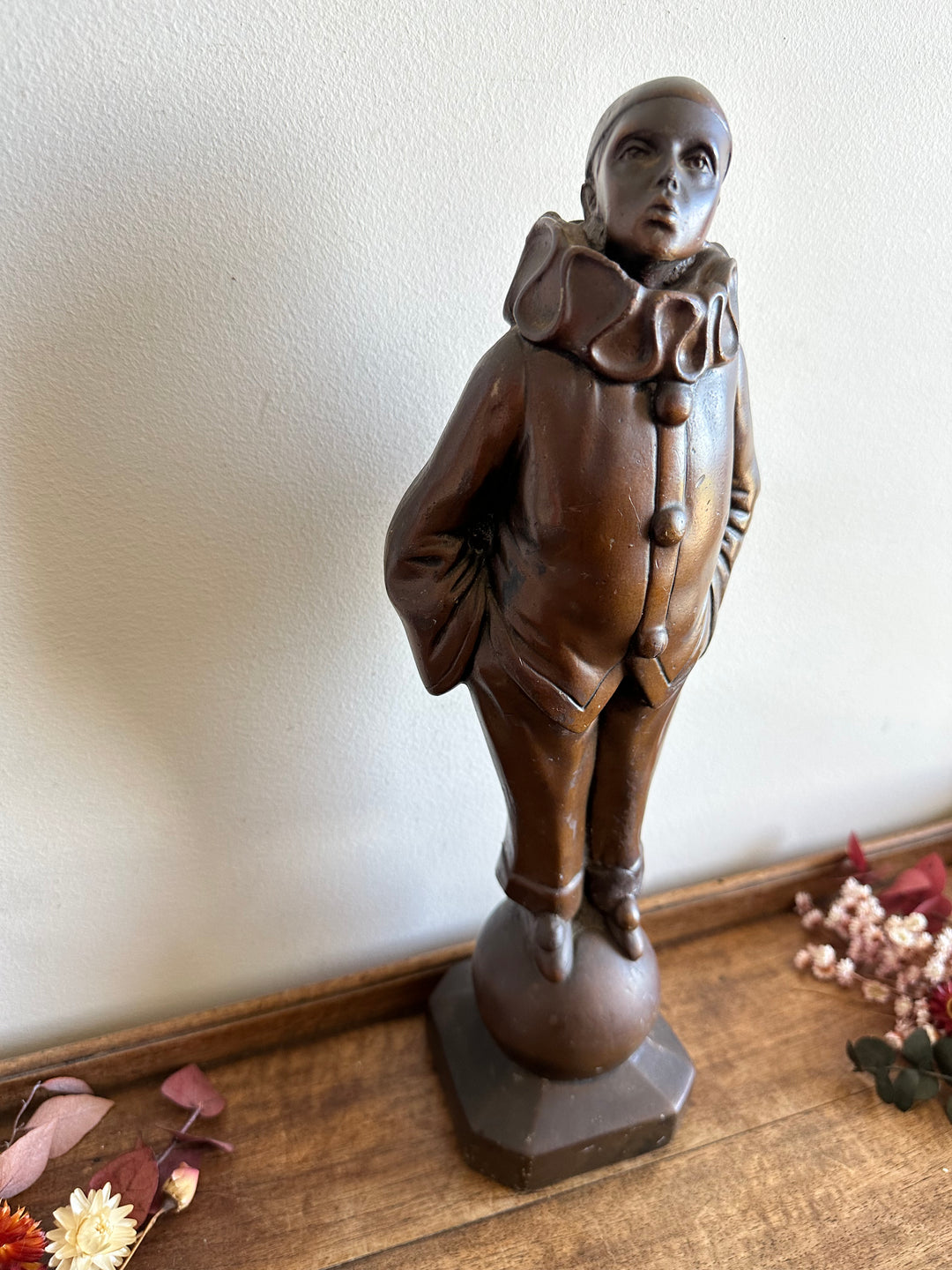 Statuette de pierrot en résine