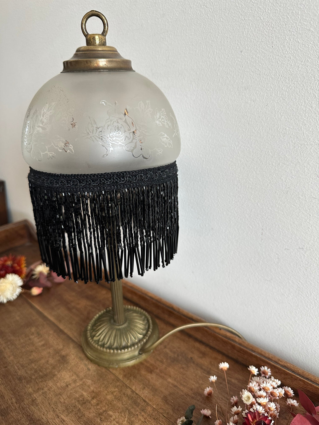 Lampe de chevet frange rideau de perles noires