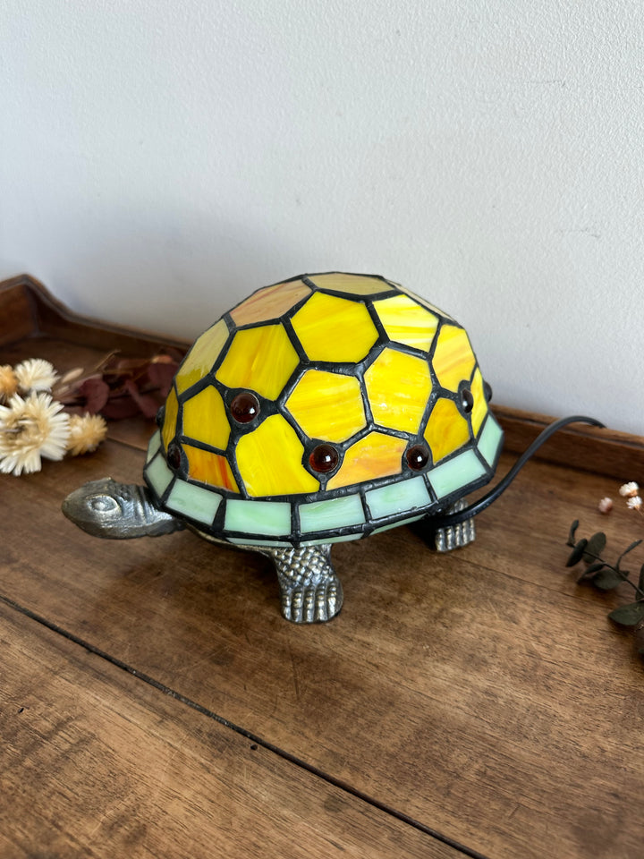 Lampe en forme de tortue pâte de verre colorée style tiffany