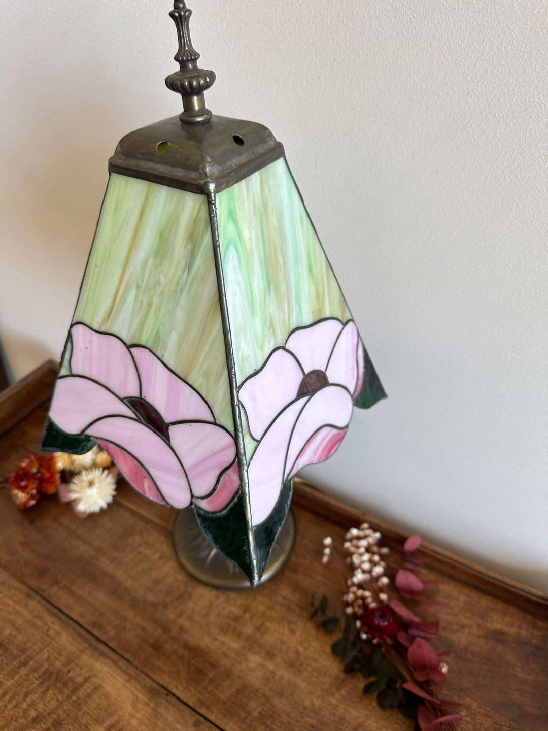 Lampe style Tiffany rectangulaire verte et rose