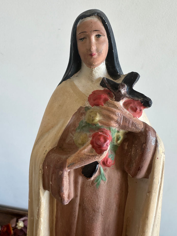 Statuette Sainte Thérèse de Lisieux en plâtre