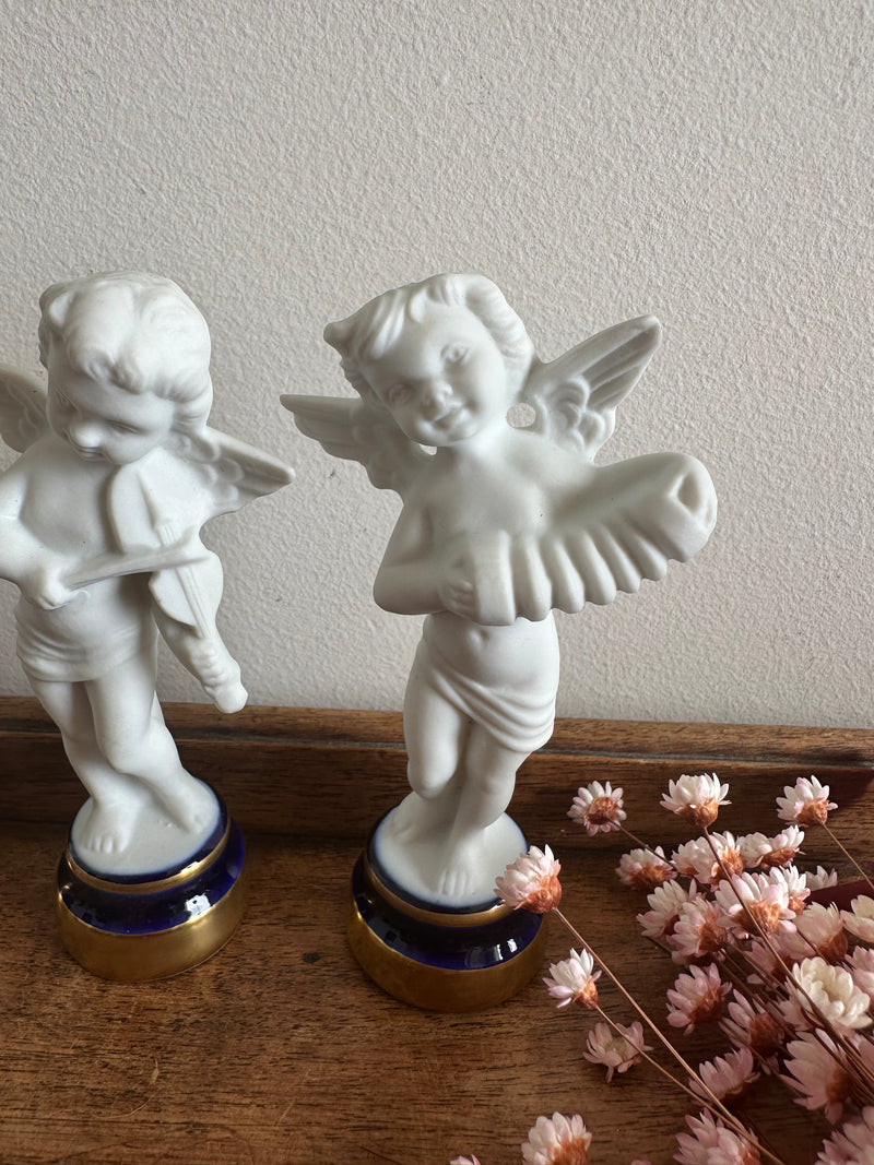 Angelots en biscuit et porcelaine de Limoges