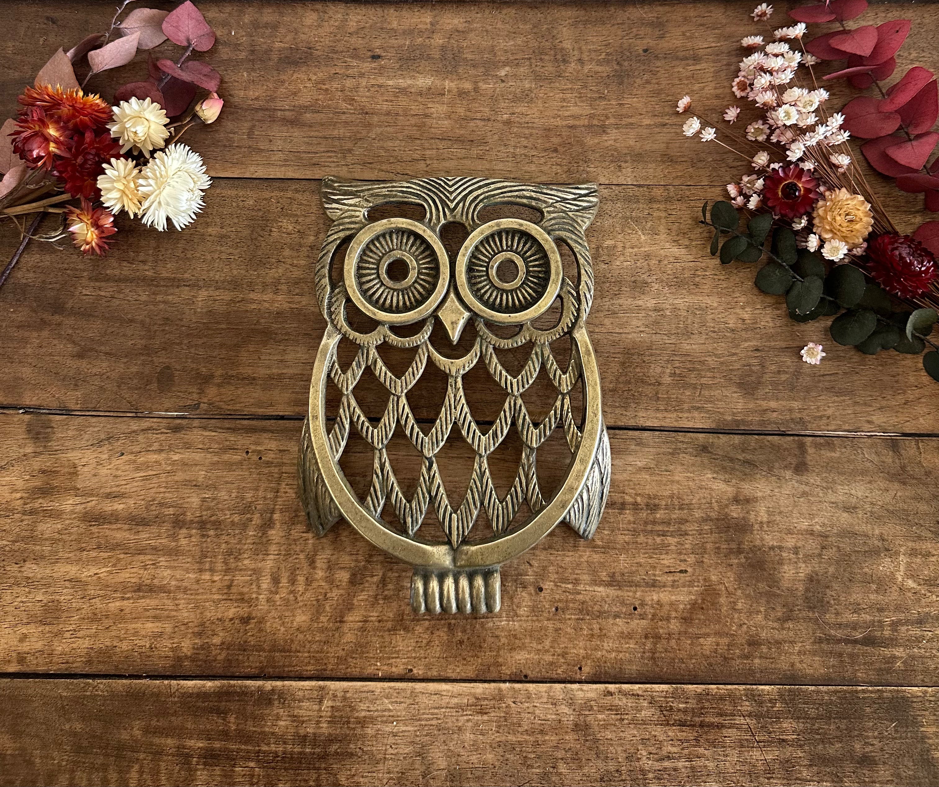 Boite avec couvercle en forme de chouette ou hibou vintage Boite avec couvercle en forme de chouette ou hibou vintage