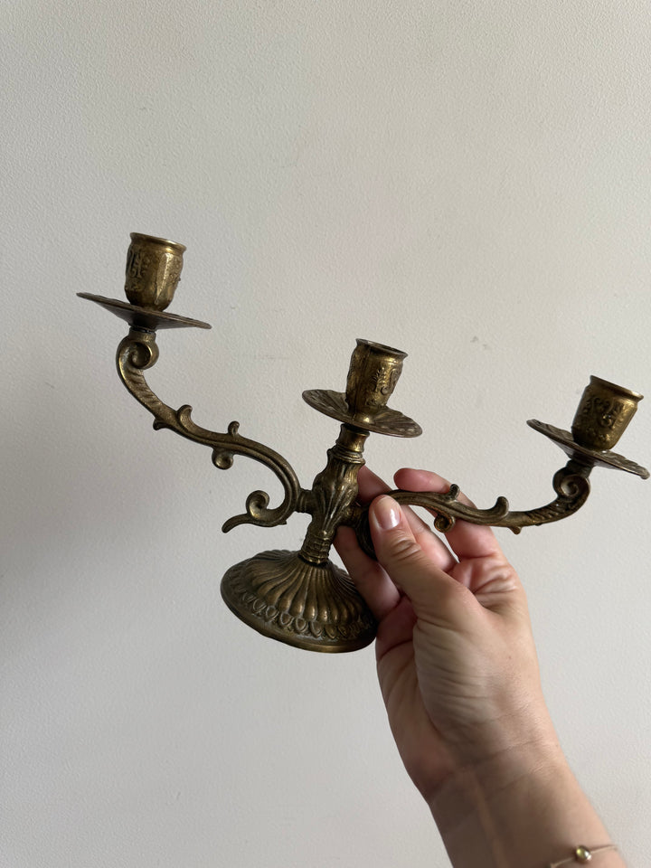 Chandelier à trois tête en laiton