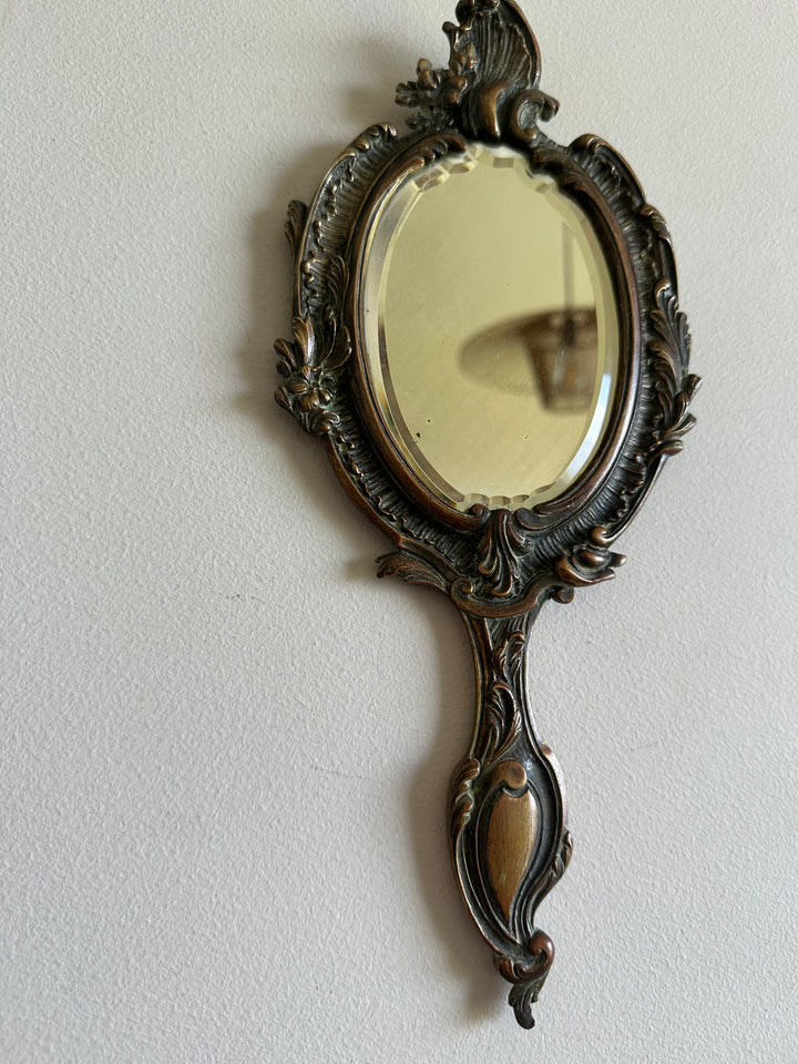 Miroir à main en bronze style rocaille