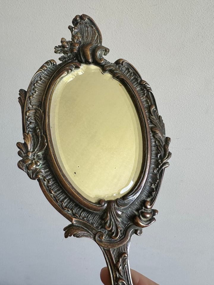 Miroir à main en bronze style rocaille