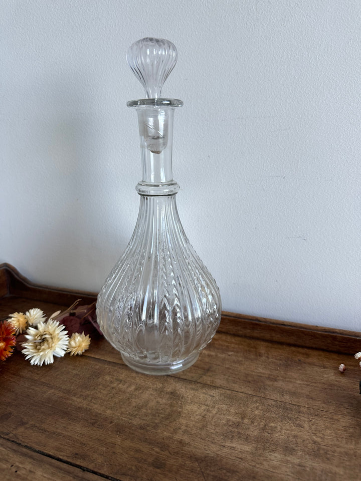 Carafe décanteur en verre moulé ballon rond