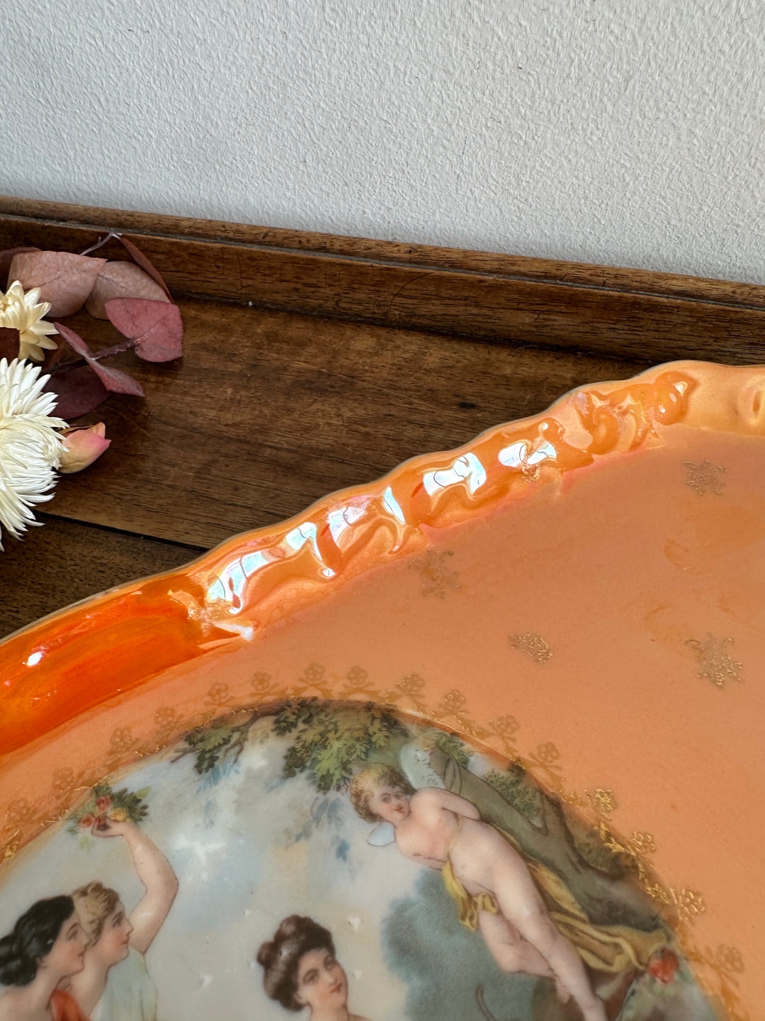 Plats de service en porcelaine de Tchécoslovaquie orange irisé