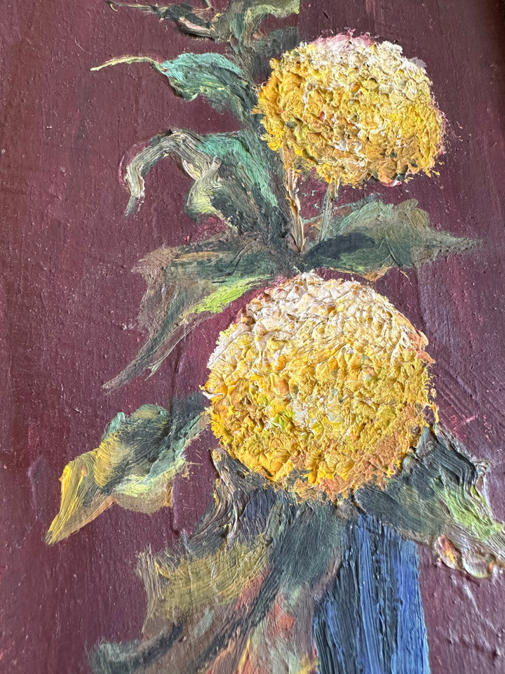 Peinture à l'huile signée dahlias jaune vase bleu