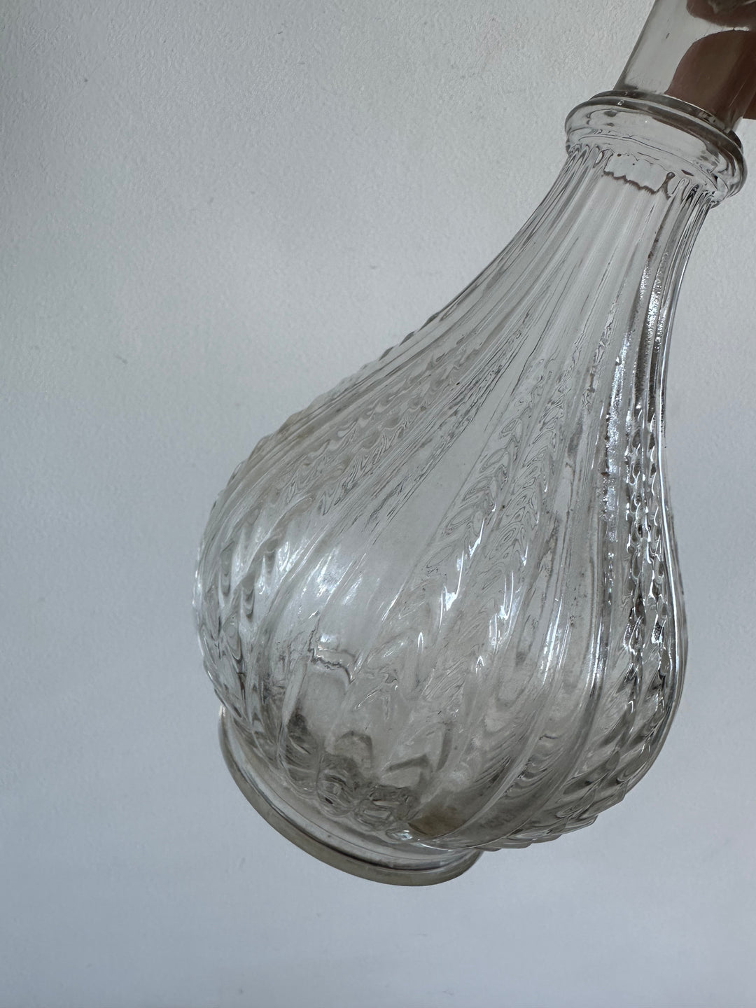 Carafe décanteur en verre moulé ballon rond