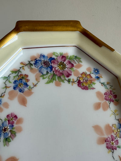 Plat à gâteau en porcelaine de Limoges G Boyer & co. Limoges