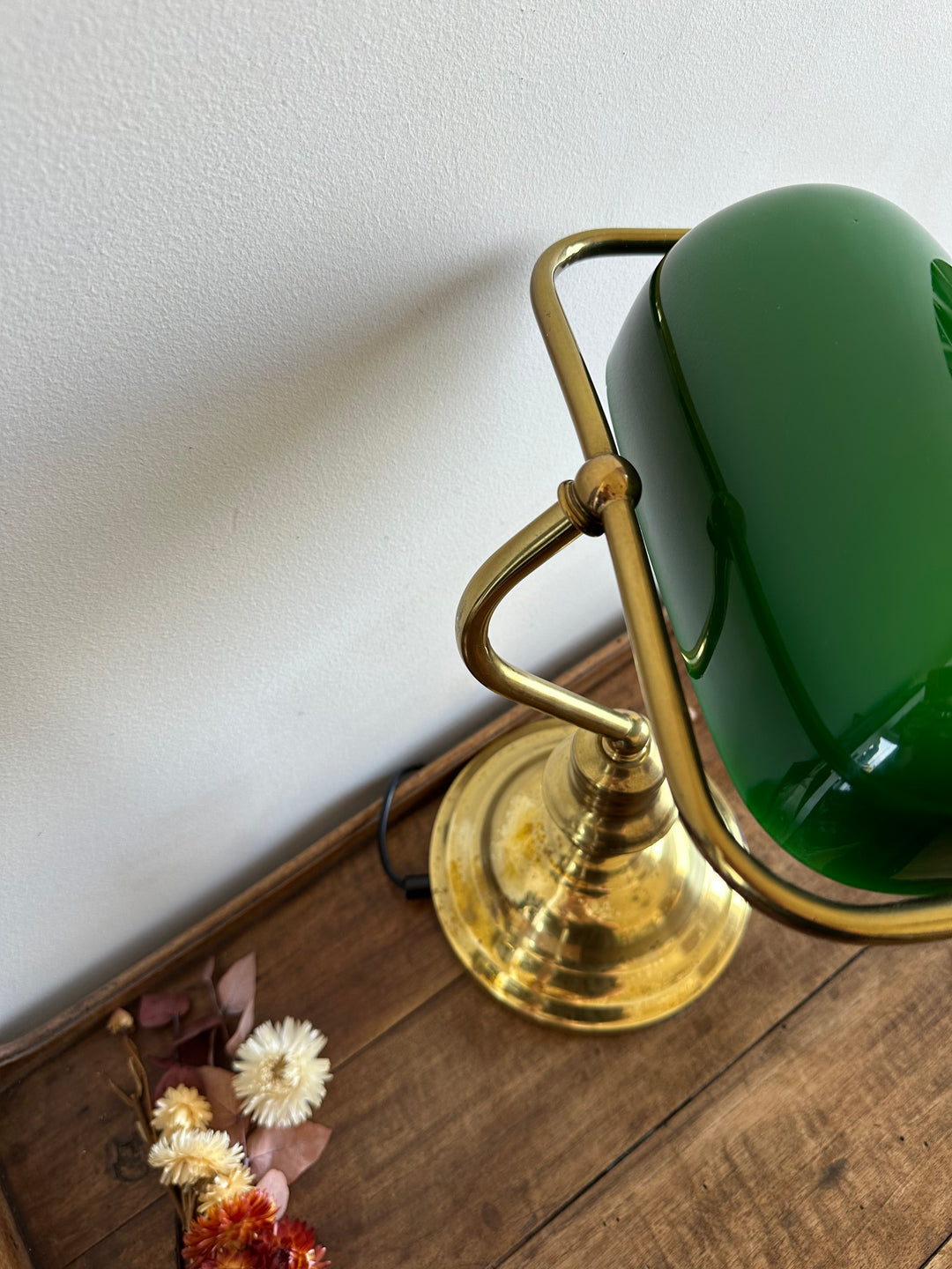 Lampe de notaire opaline verte années 90