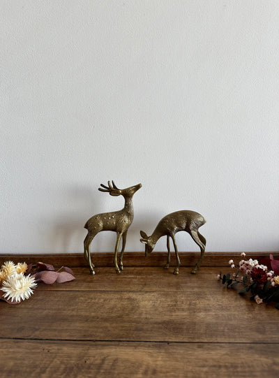 Cerf et biche statuettes en laiton