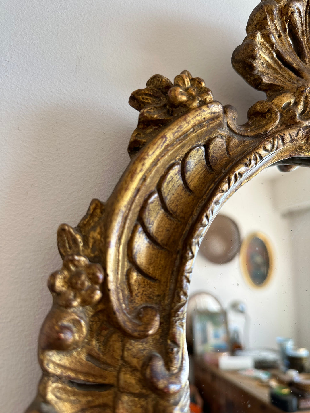 Miroir en bois et stuc 19ème style rococo