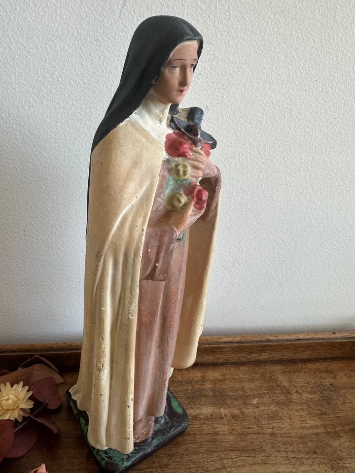 Statuette Sainte Thérèse de Lisieux en plâtre