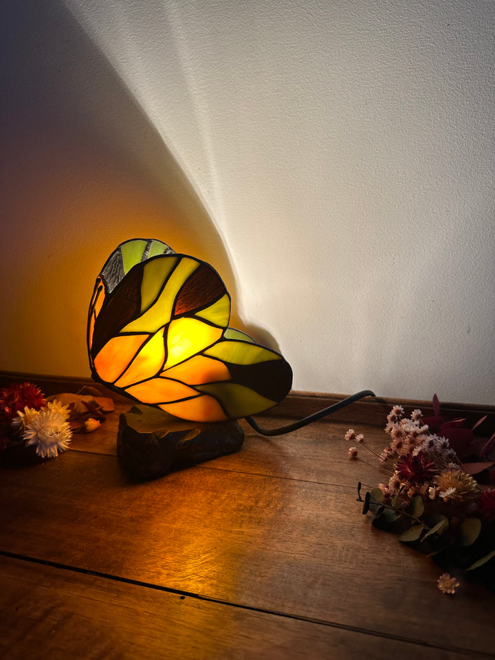 Lampe de chevet papillon en pâte de verre