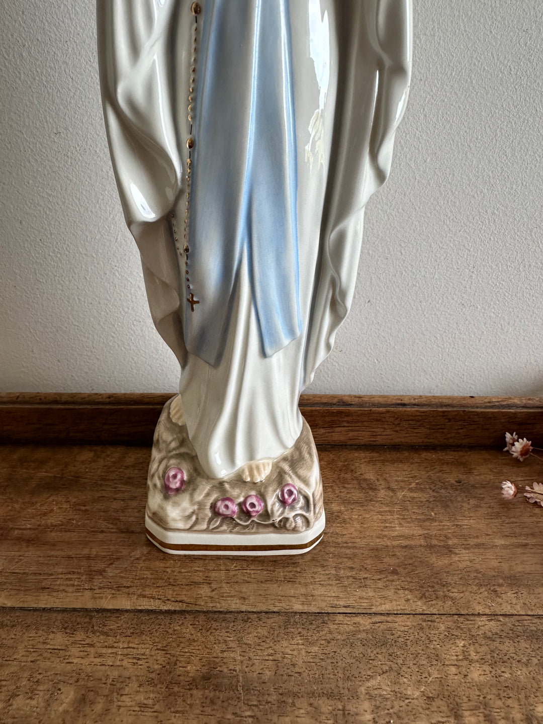 Statuette de la vierge en porcelaine fabrication allemande.