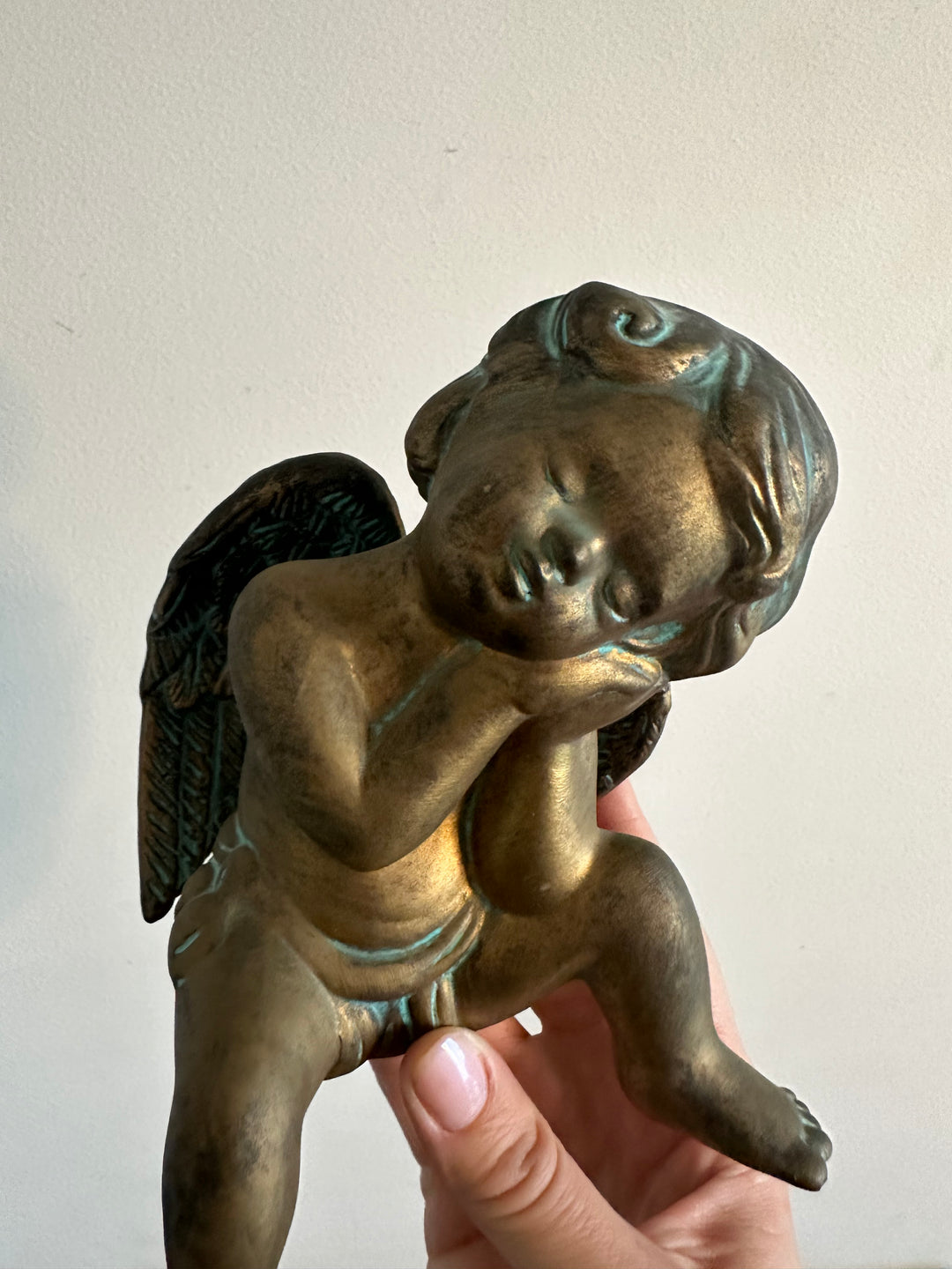 Angelot en plâtre façon bronze