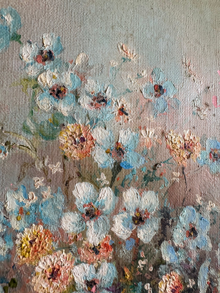 Peinture signée bouquet de fleurs bleues et orangées