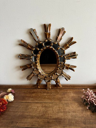 Miroir en bois doré en étoile