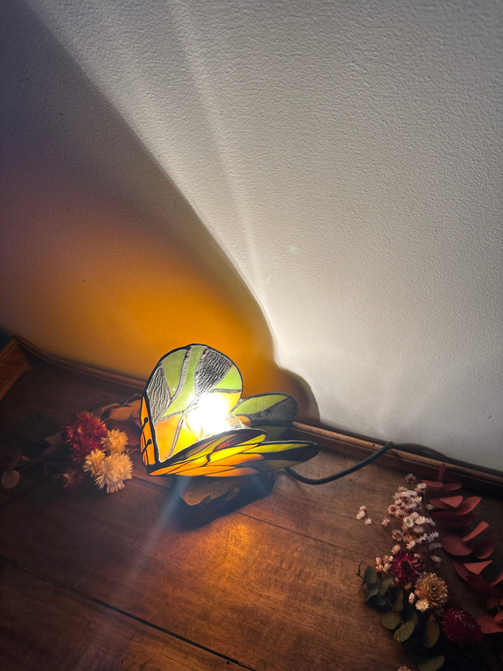 Lampe de chevet papillon en pâte de verre