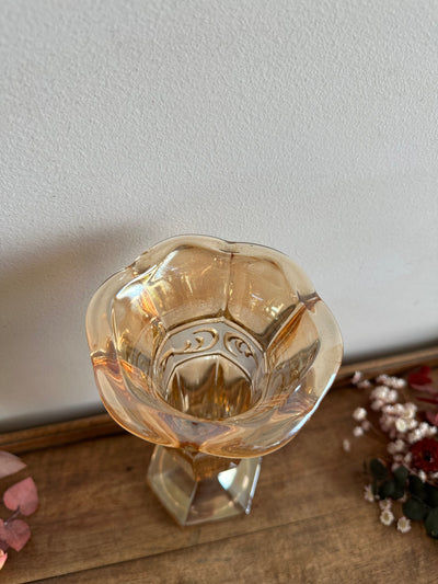 Vase soliflore en verre irisé orangé