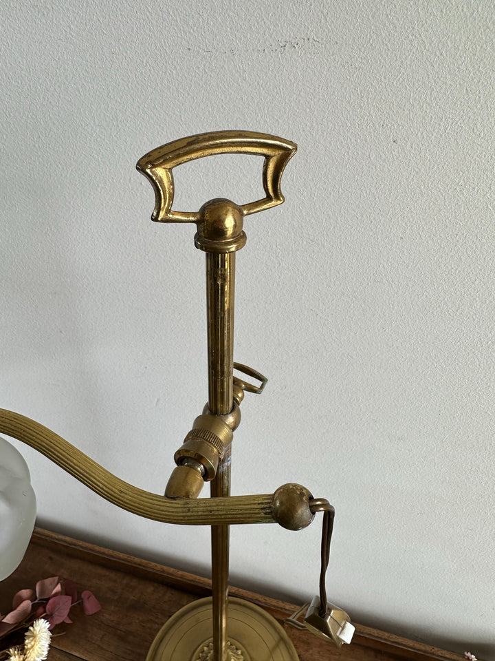 Lampe tulipe à bascule en laiton