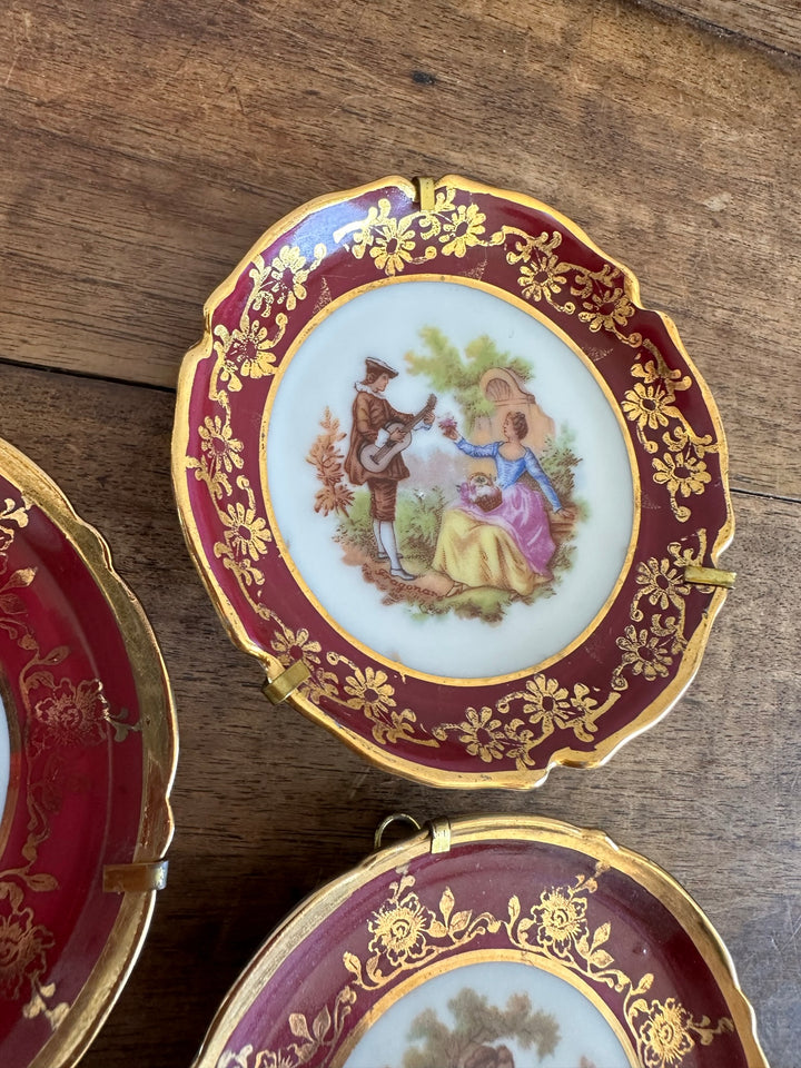 Assiettes miniatures en porcelaine de Limoges