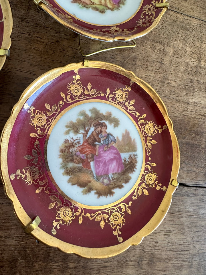 Assiettes miniatures en porcelaine de Limoges