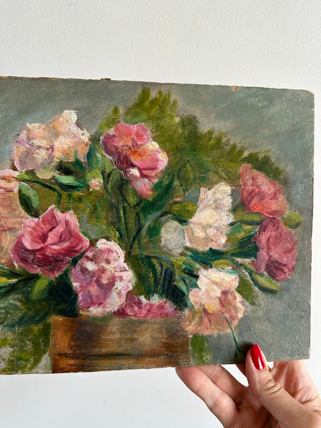 Peinture bouquet de fleurs roses fond bleu gris, sur carton épais 1920