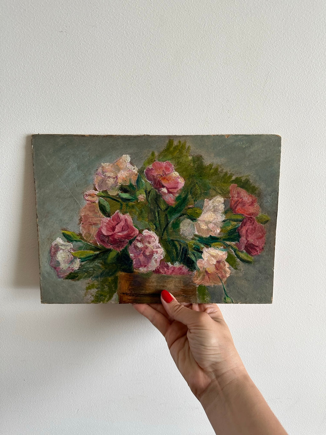 Peinture bouquet de fleurs roses fond bleu gris, sur carton épais 1920