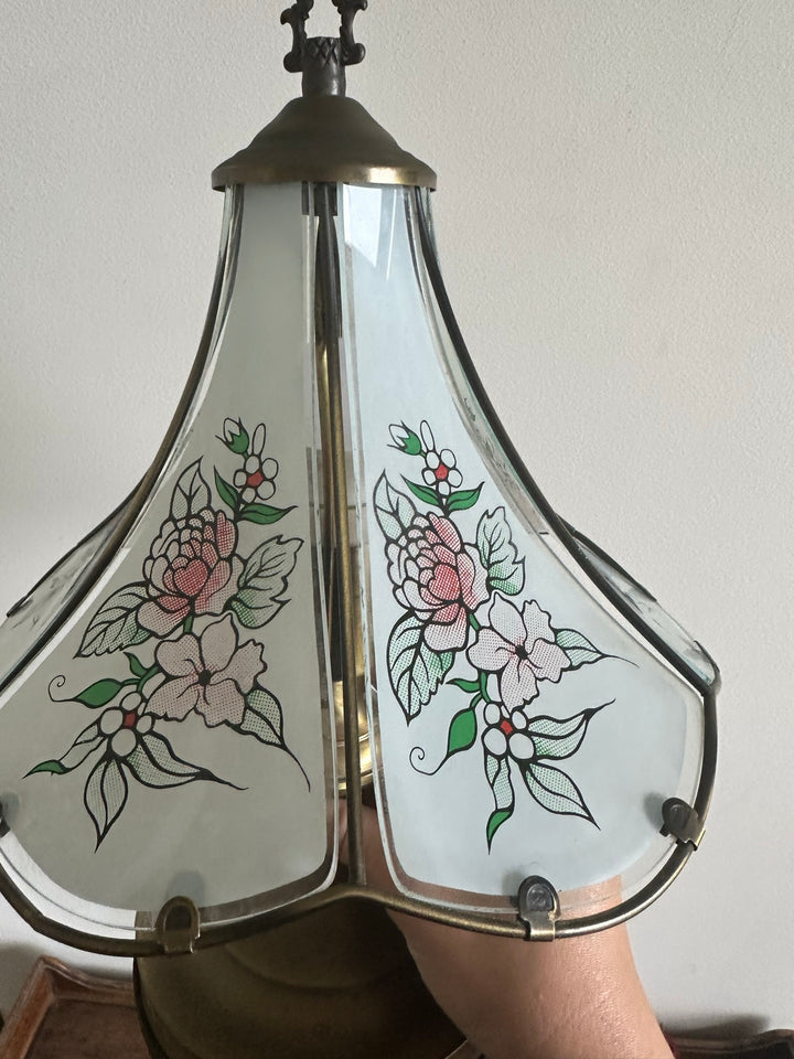 Lampe style tiffany en laiton et globe convexe années 60