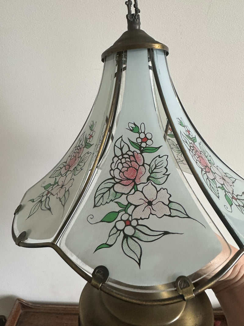 Lampe style tiffany en laiton et globe convexe années 60