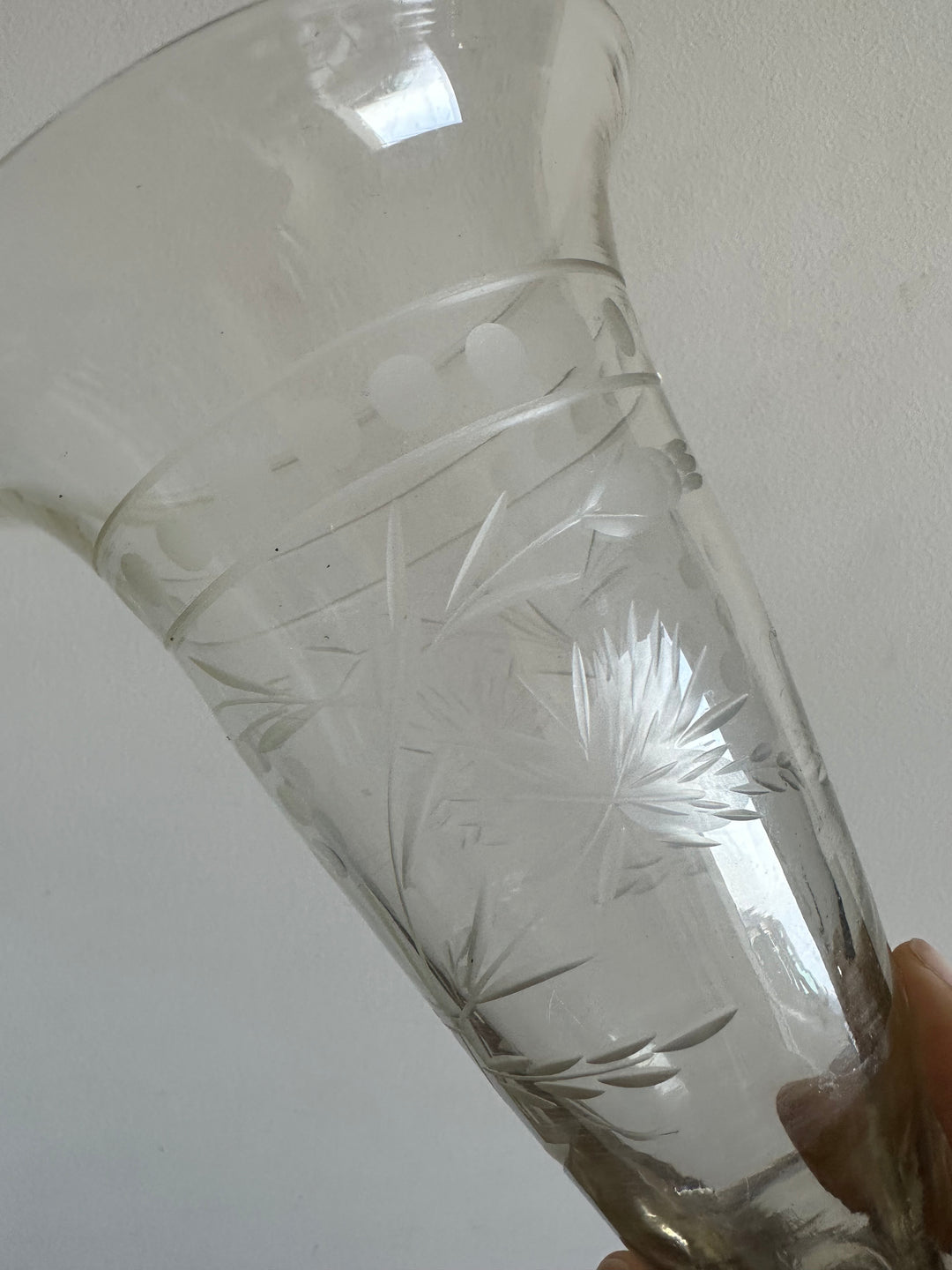 Vase en cristal gravé années 1930