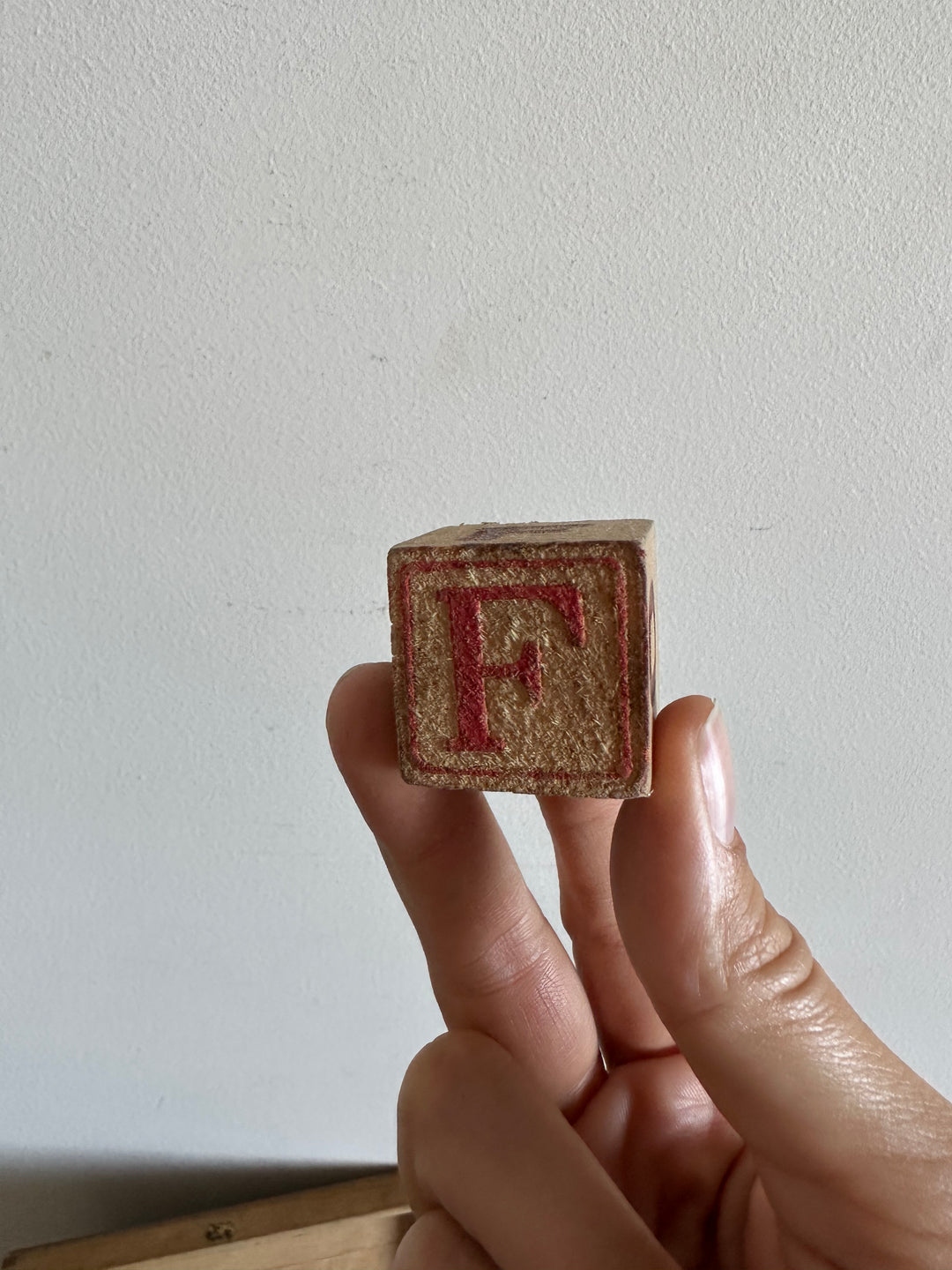 Jeu de cubes alphabétiques en bois