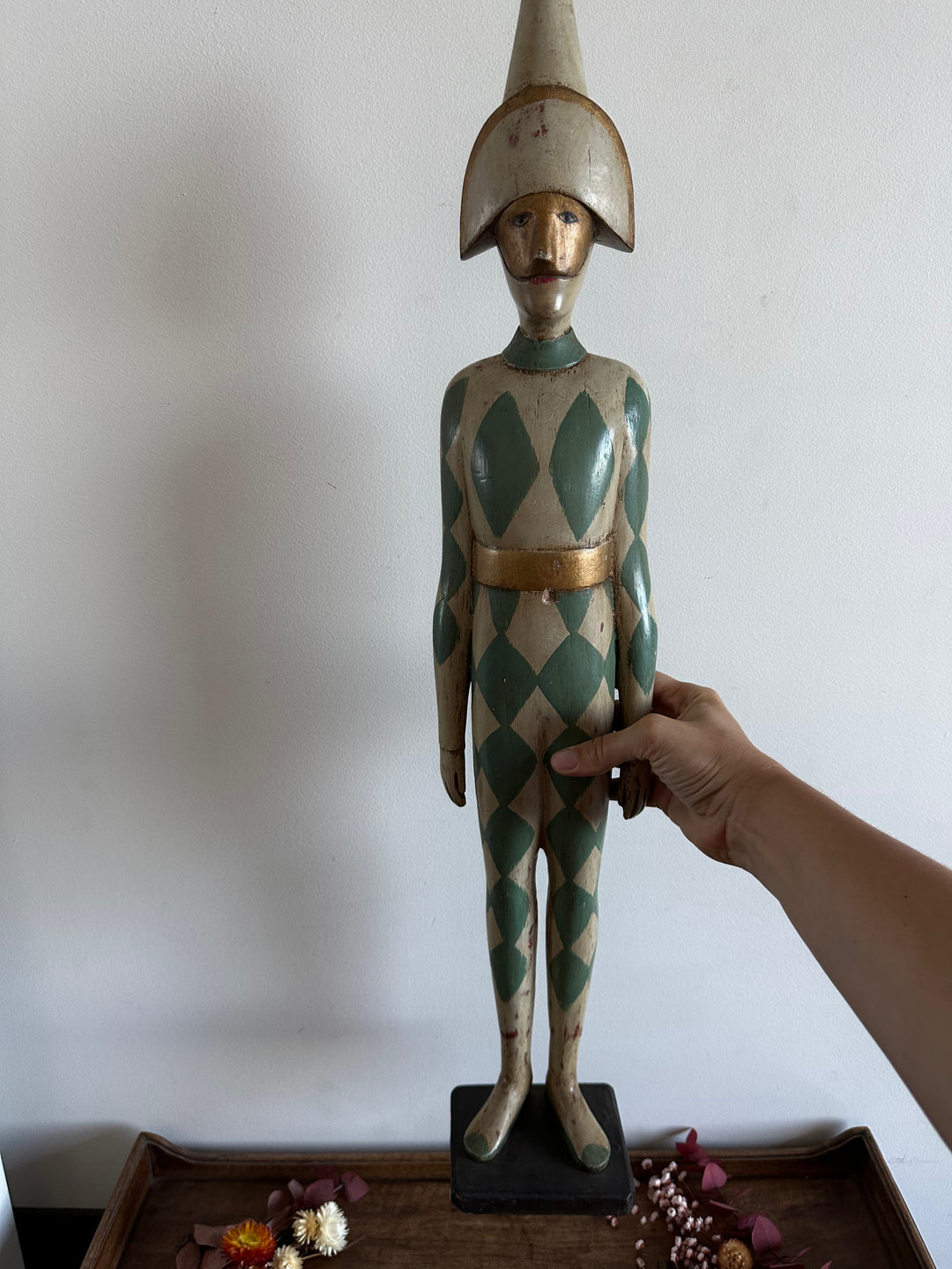 Arlequin de la comedia del' Arte en bois