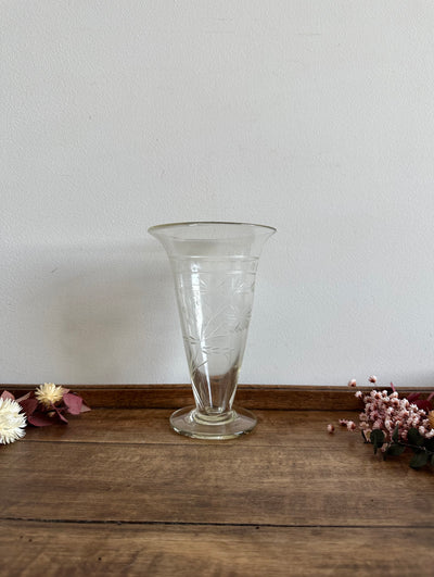 Vase en cristal gravé années 1930