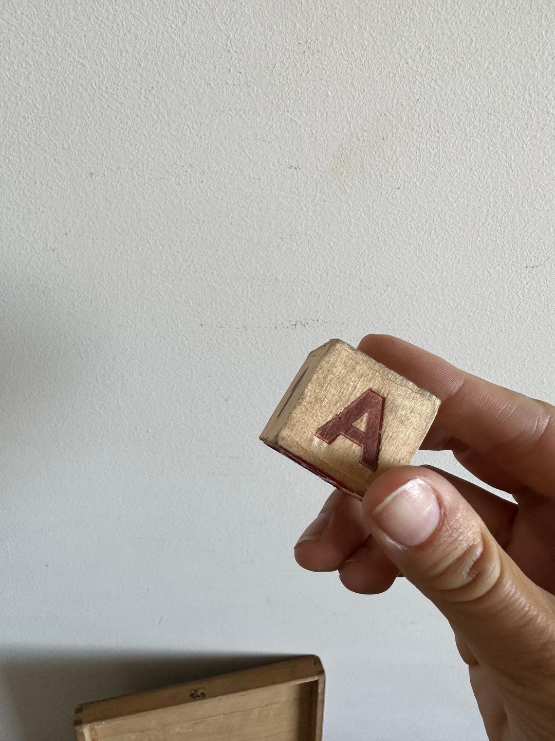 Jeu de cubes alphabétiques en bois