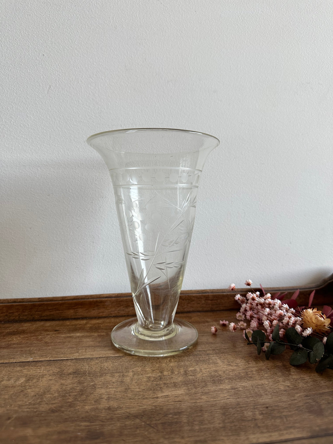 Vase en cristal gravé années 1930