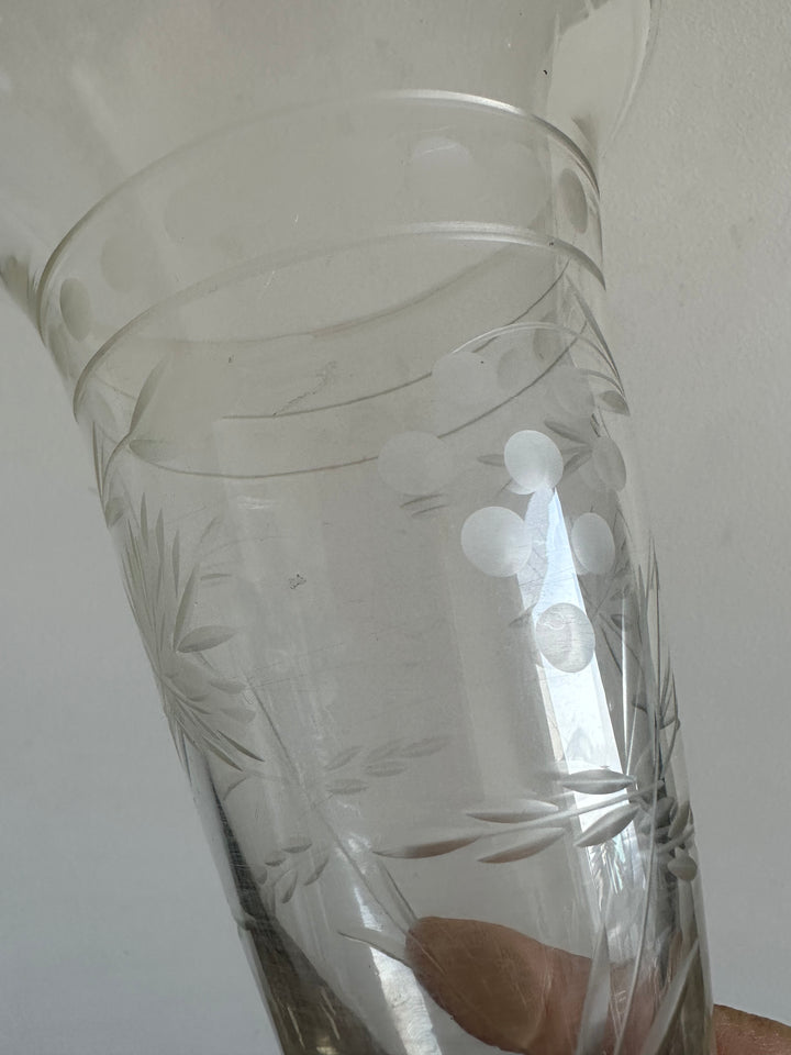 Vase en cristal gravé années 1930