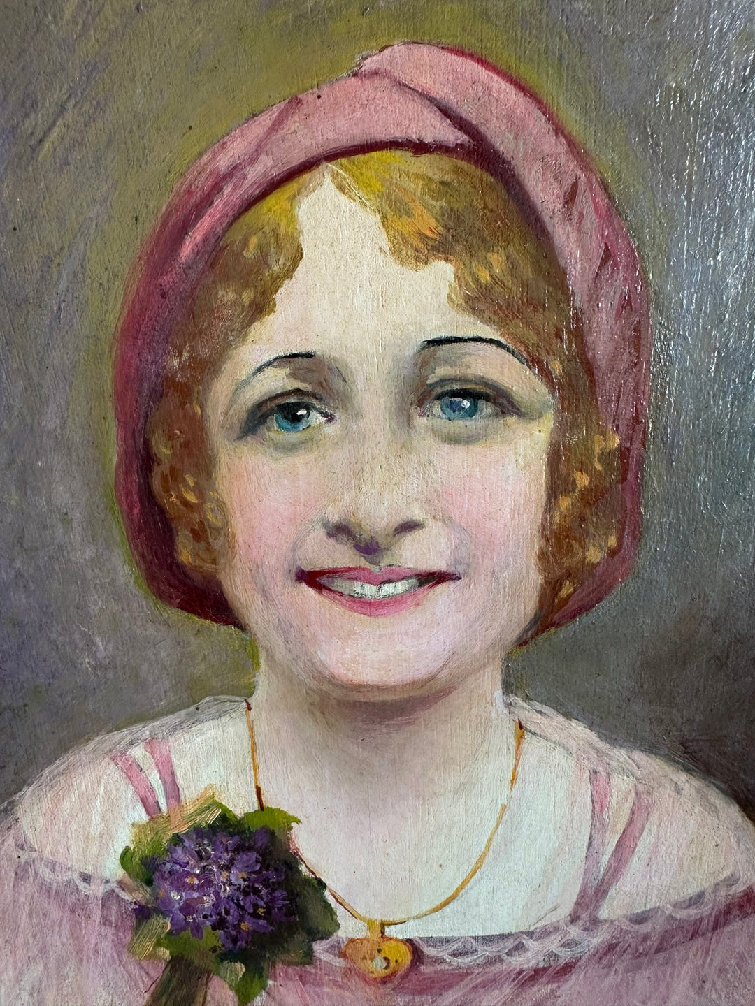 Portrait jeune femme au chapeau rose années 1900