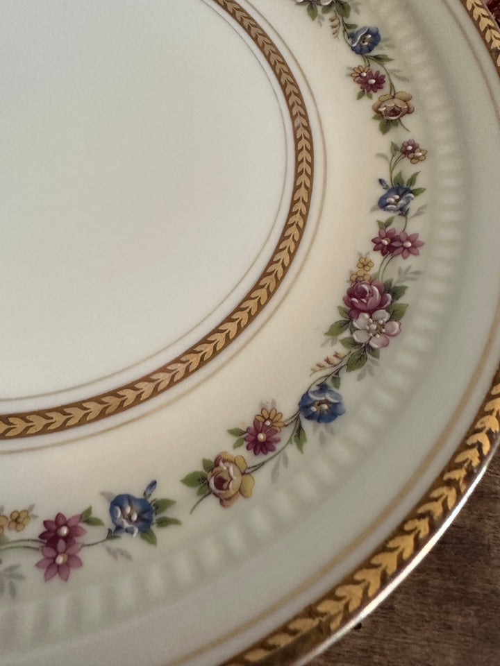 Présentoir en porcelaine de limoges frise fleurie