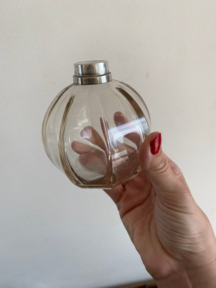 Ensemble de toilette en verre et cristal et métal argenté ancien