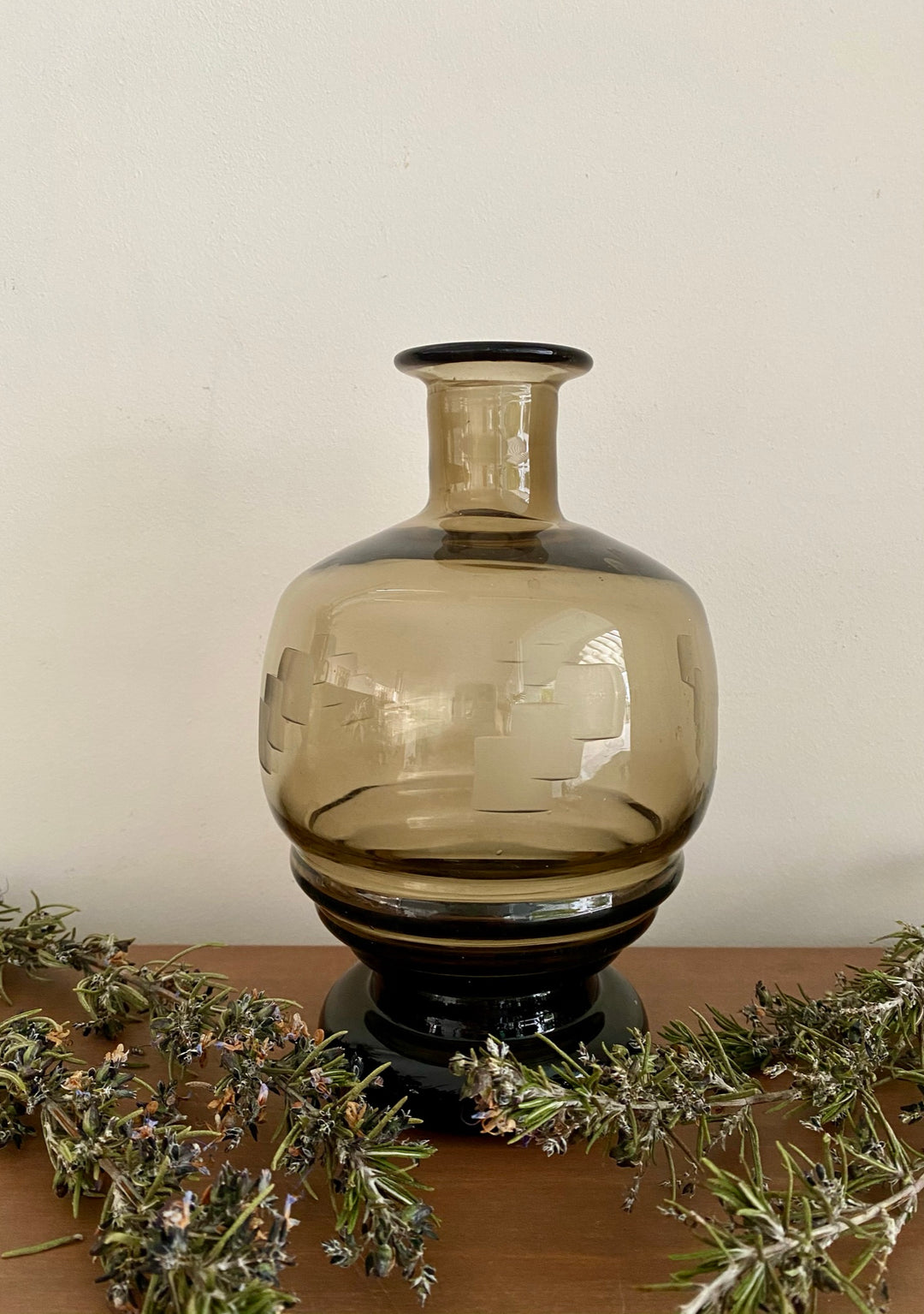 Vase rétro en verre fumé